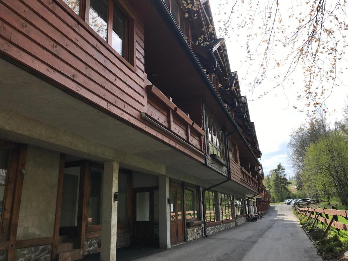 Apartman Pod Lomnickym Stitom - 105M2 Tatranská Lomnica Exteriör bild